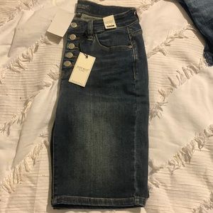 (Size M) High waisted Judy Blue jean shorts